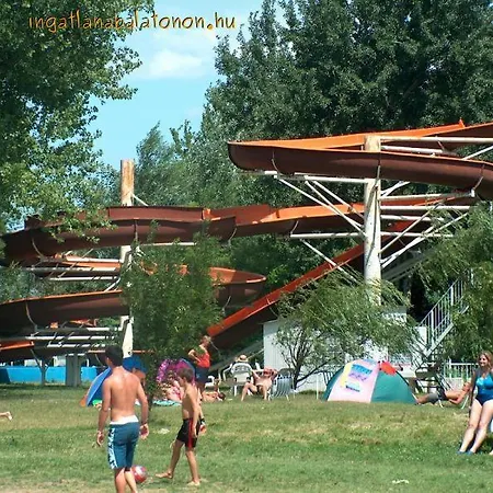 115 - A Balatontol 800 Meterre Elegans Villaban 3 Haloszobas Apartman Lejlighed Balatonföldvár