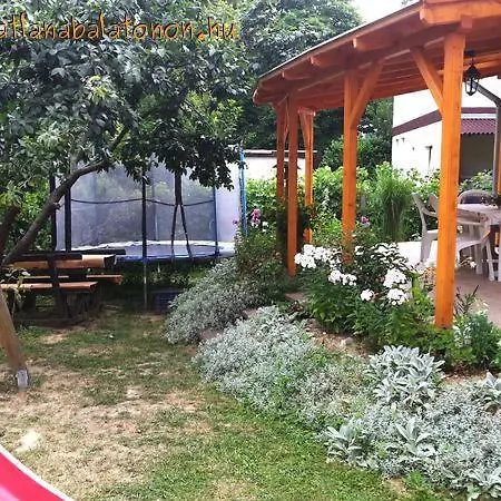 115 - A Balatontol 800 Meterre Elegans Villaban 3 Haloszobas Apartman Lejlighed Balatonföldvár