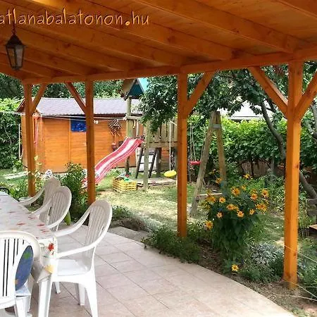 Lejlighed 115 - A Balatontol 800 Meterre Elegans Villaban 3 Haloszobas Apartman